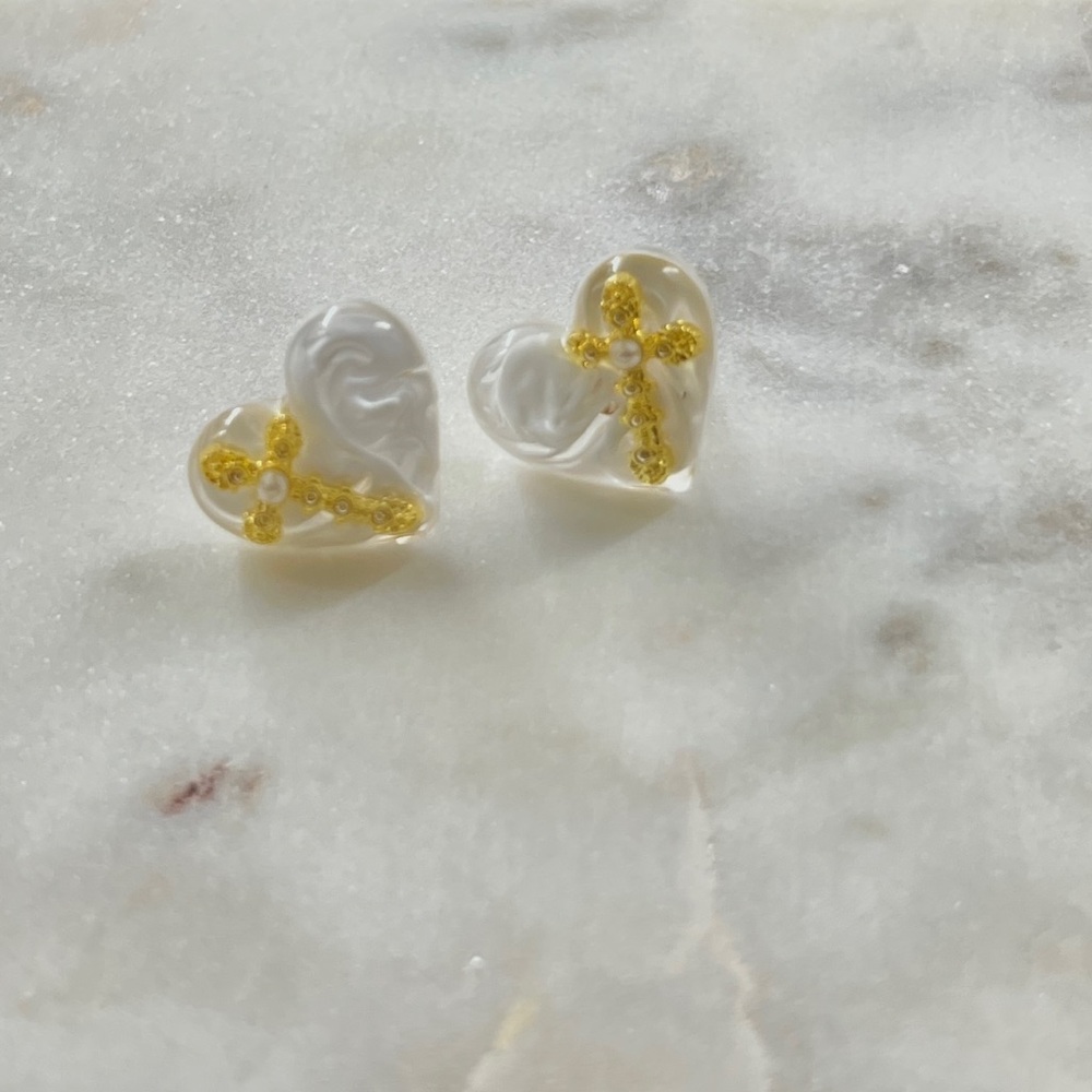 Heart Shaped White and Gold Cross Earrings - Picture 4 of 9